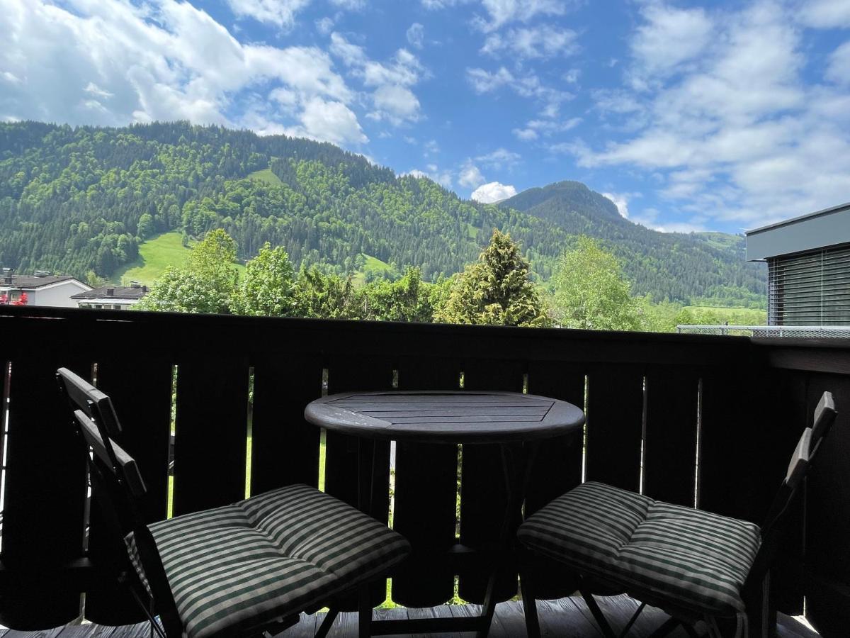 Bacherwiese Penthouse By Alpine Host Helpers Kitzbühel Exteriör bild